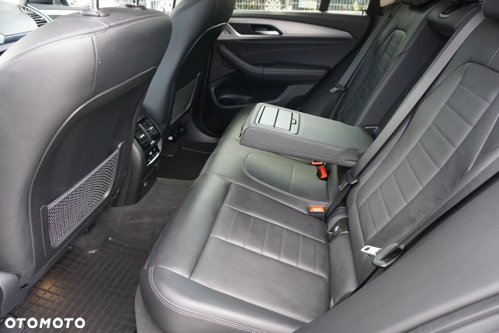 BMW X3 xDrive30d Luxury Line - 12