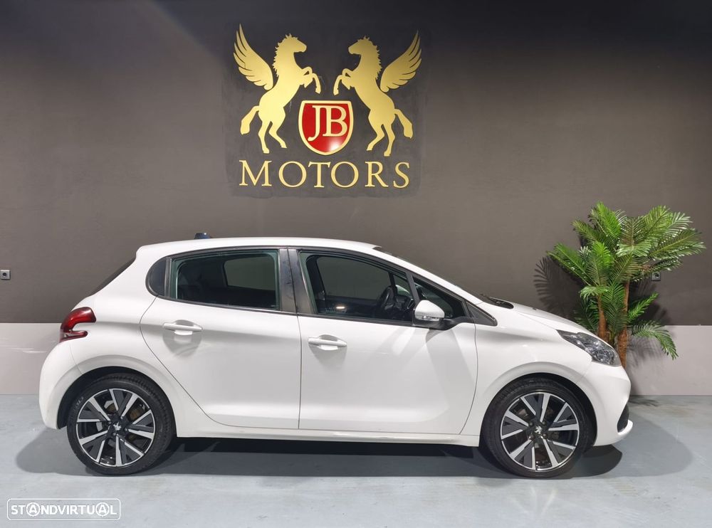 Peugeot 208 1.6 BlueHDi Allure - 4
