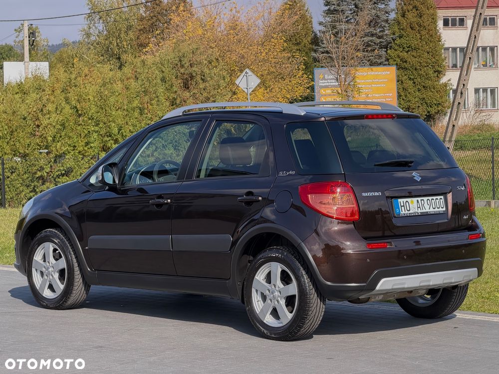 Suzuki SX4 1.6 VVT 4x4 Style - 11