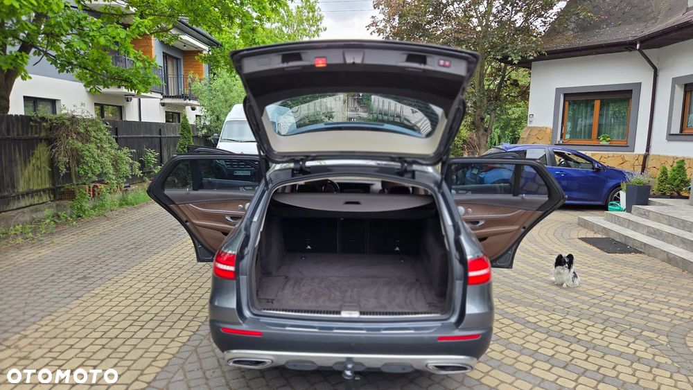 Mercedes-Benz Klasa E 220 d 4-Matic All-Terrain - 7