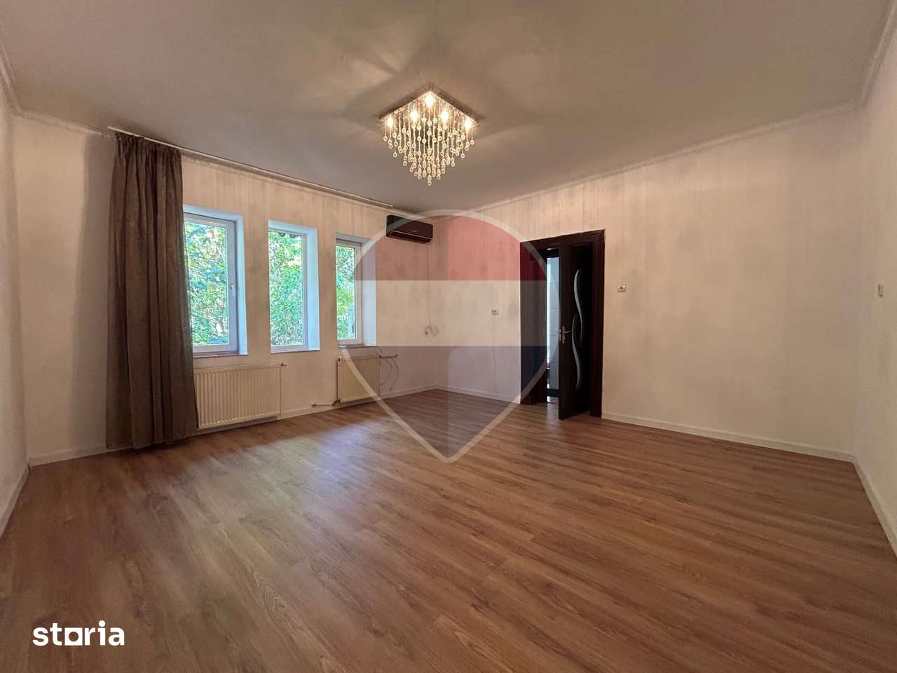 Vanzare Apartament 2 Camere Dec. în Vilă Ideal Rezidential sau Airbnb — fotografia 3