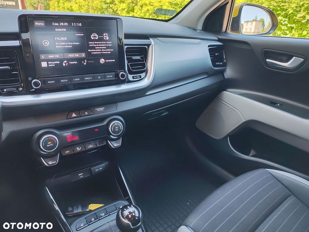 Kia Stonic 1.2 L Business Line - 24