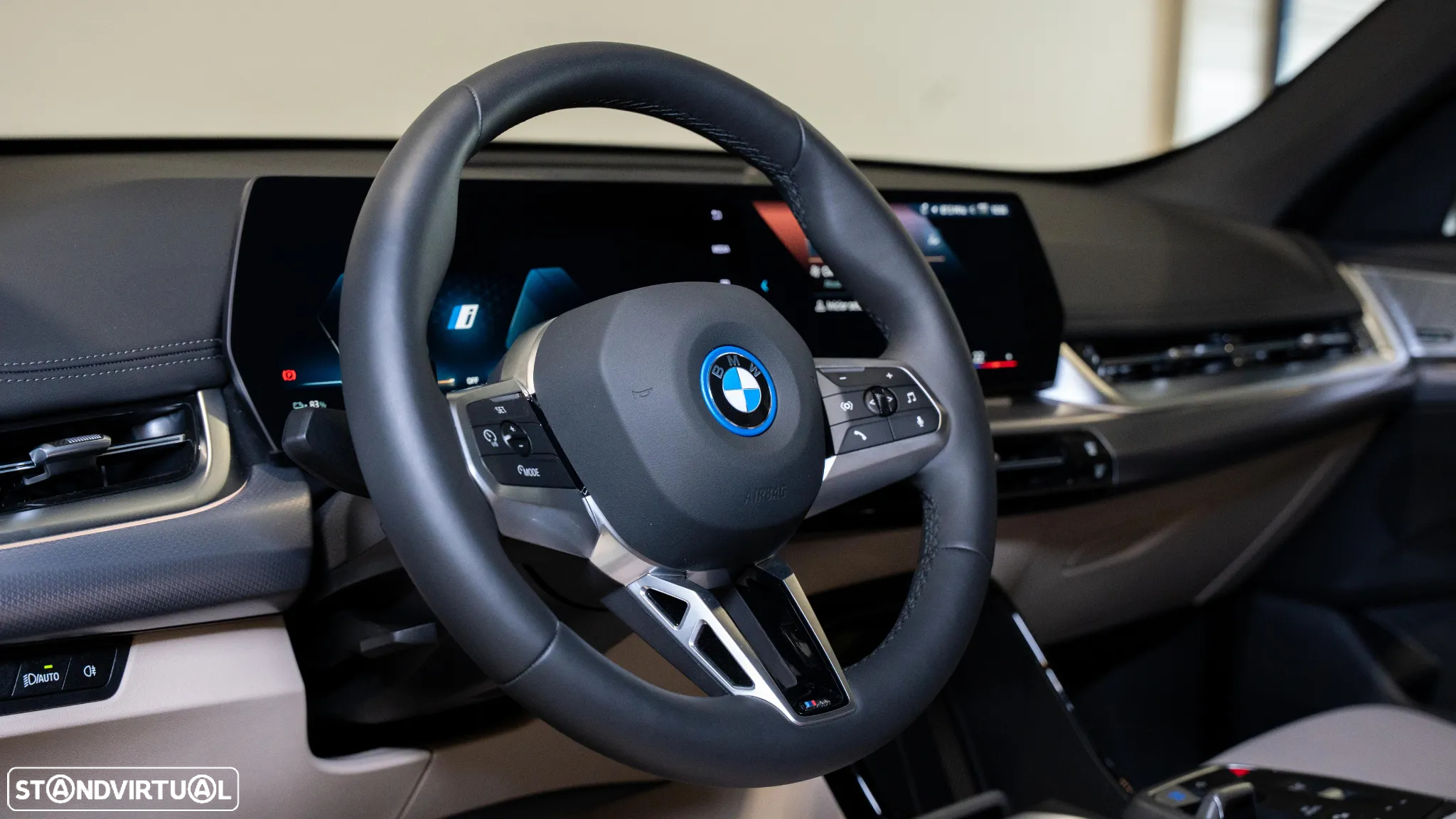 BMW iX1 xDrive30 Pack Desportivo M - 6