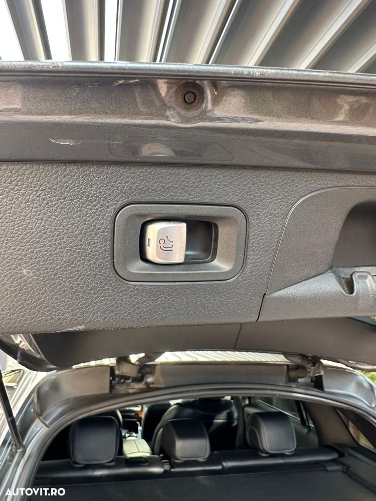 Mercedes-Benz GLC - 11