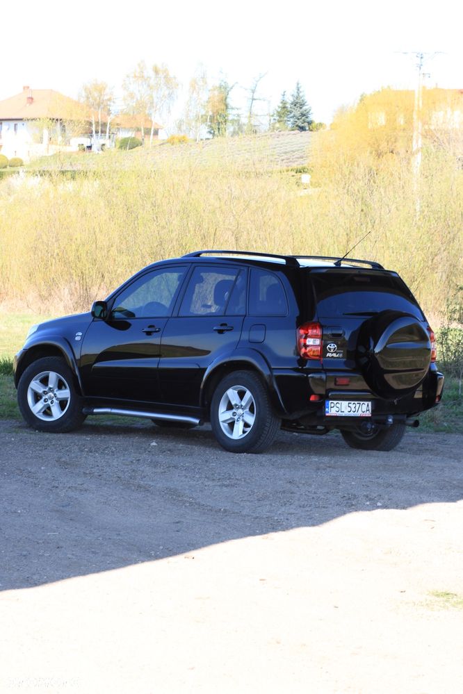 Toyota RAV4 2.0 D-4D 4x4 - 10