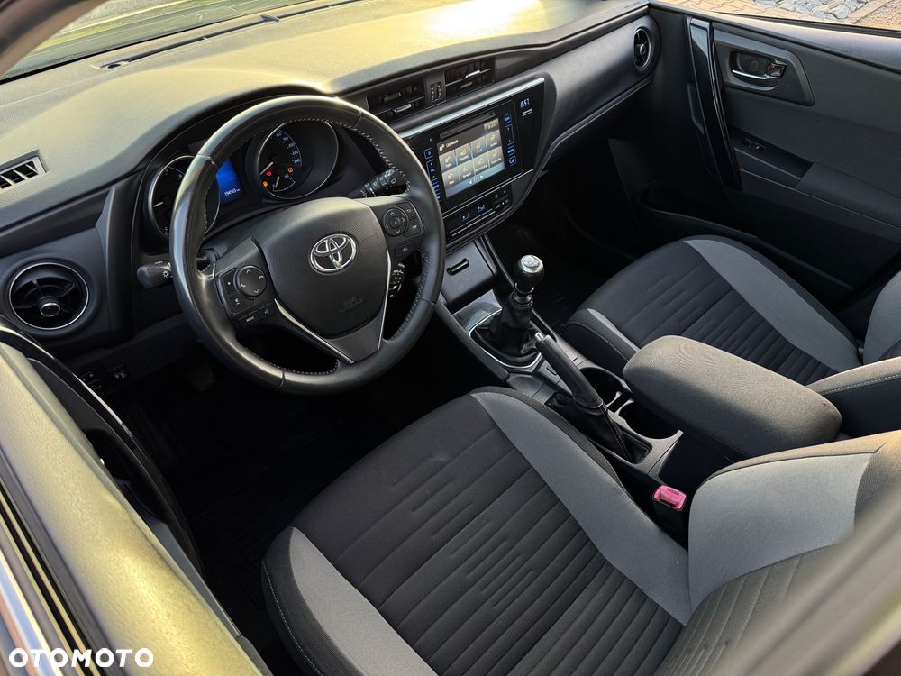 Toyota Auris 1.33 Dual-VVT-i Life - 5