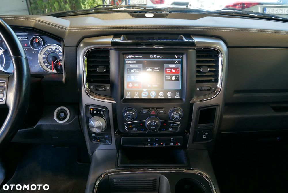 Dodge RAM - 26