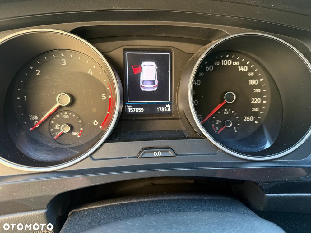 Volkswagen Tiguan - 10