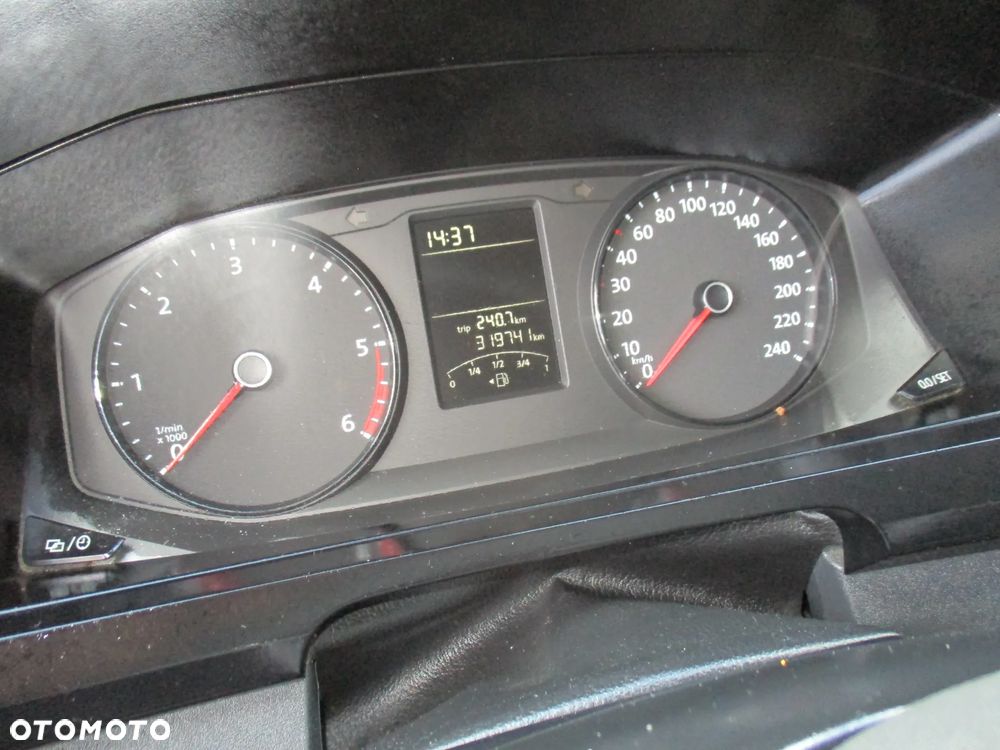 Volkswagen Caravelle 2.0 TDI L2 Highline - 3