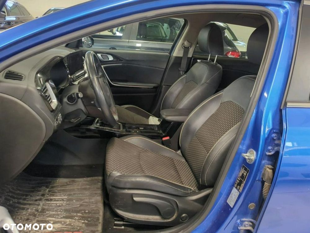 Kia Ceed 1.6 GDI PHEV L Business Line DCT - 3