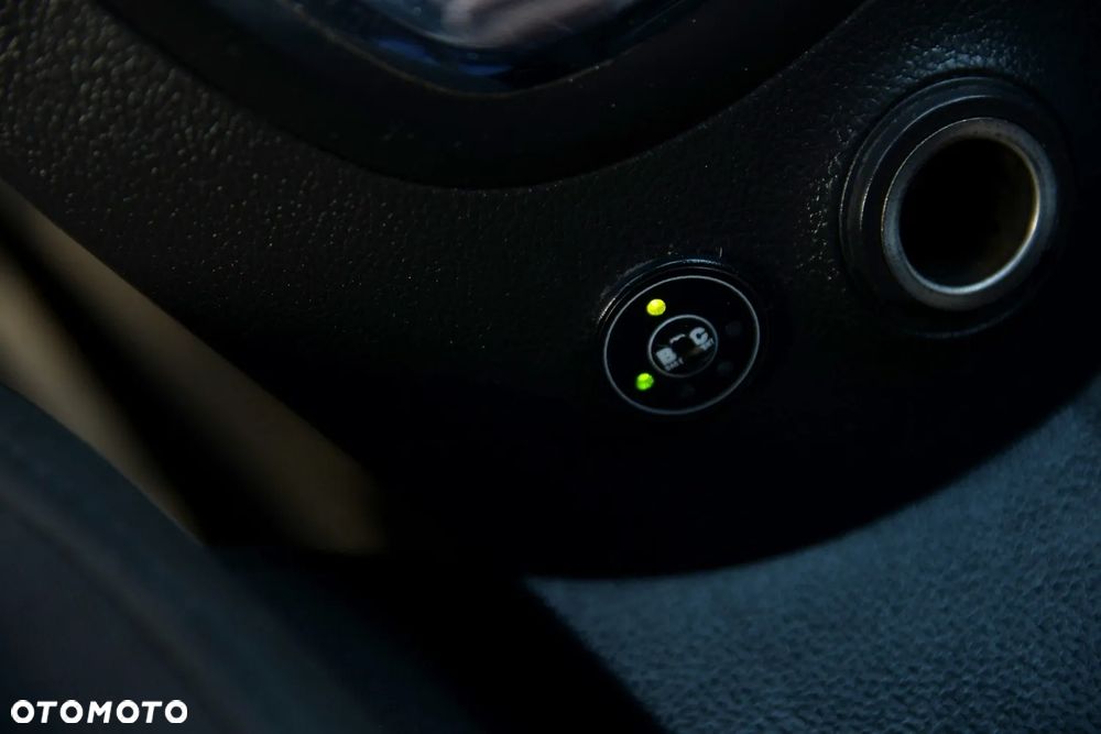 Chevrolet Orlando - 30