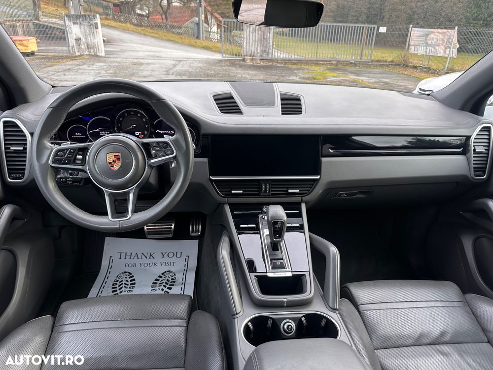 Porsche Cayenne S - 4