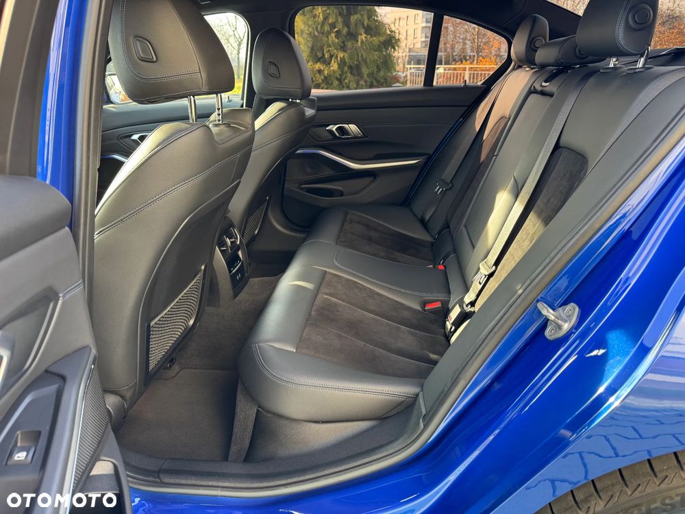 BMW Seria 3 318d M Sport - 20