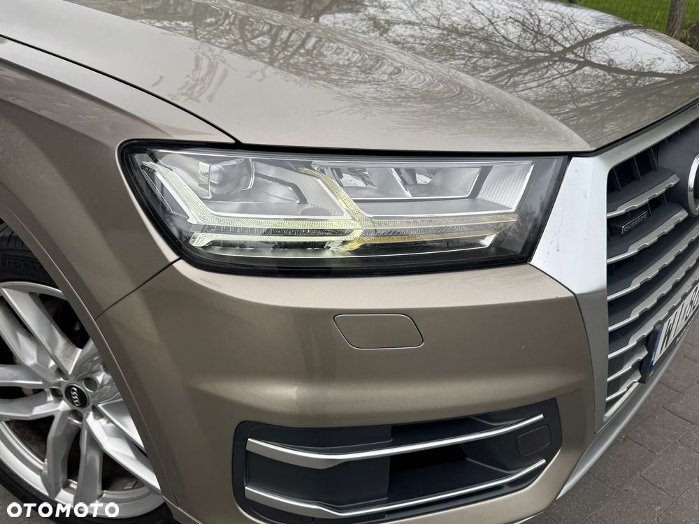 Audi Q7 - 13