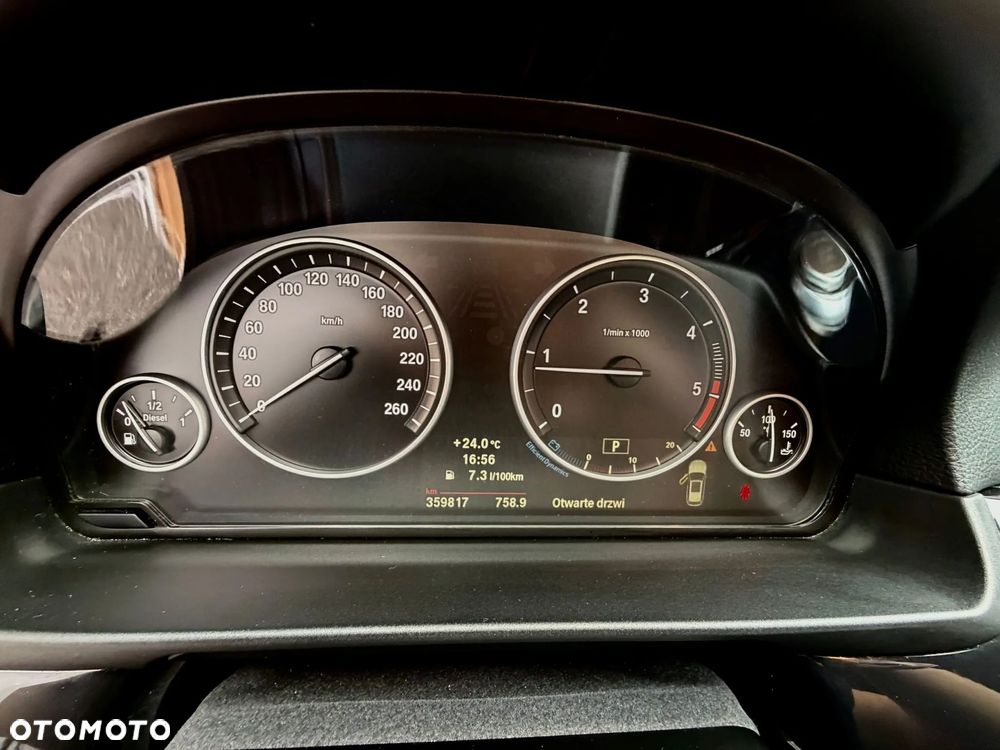 BMW Seria 5 520d - 5