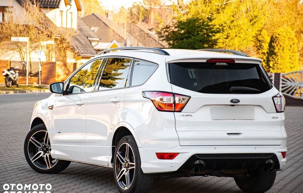 Ford Kuga - 20