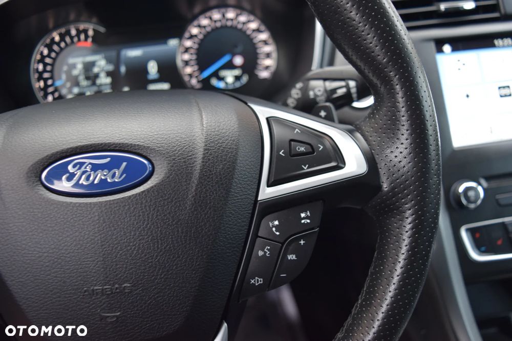 Ford Mondeo 2.0 TDCi ST-Line PowerShift - 22