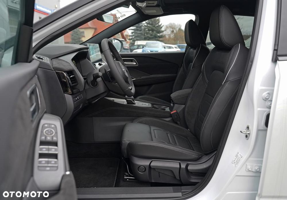 Nissan Qashqai 1.3 DIG-T MHEV N-Design Xtronic - 12