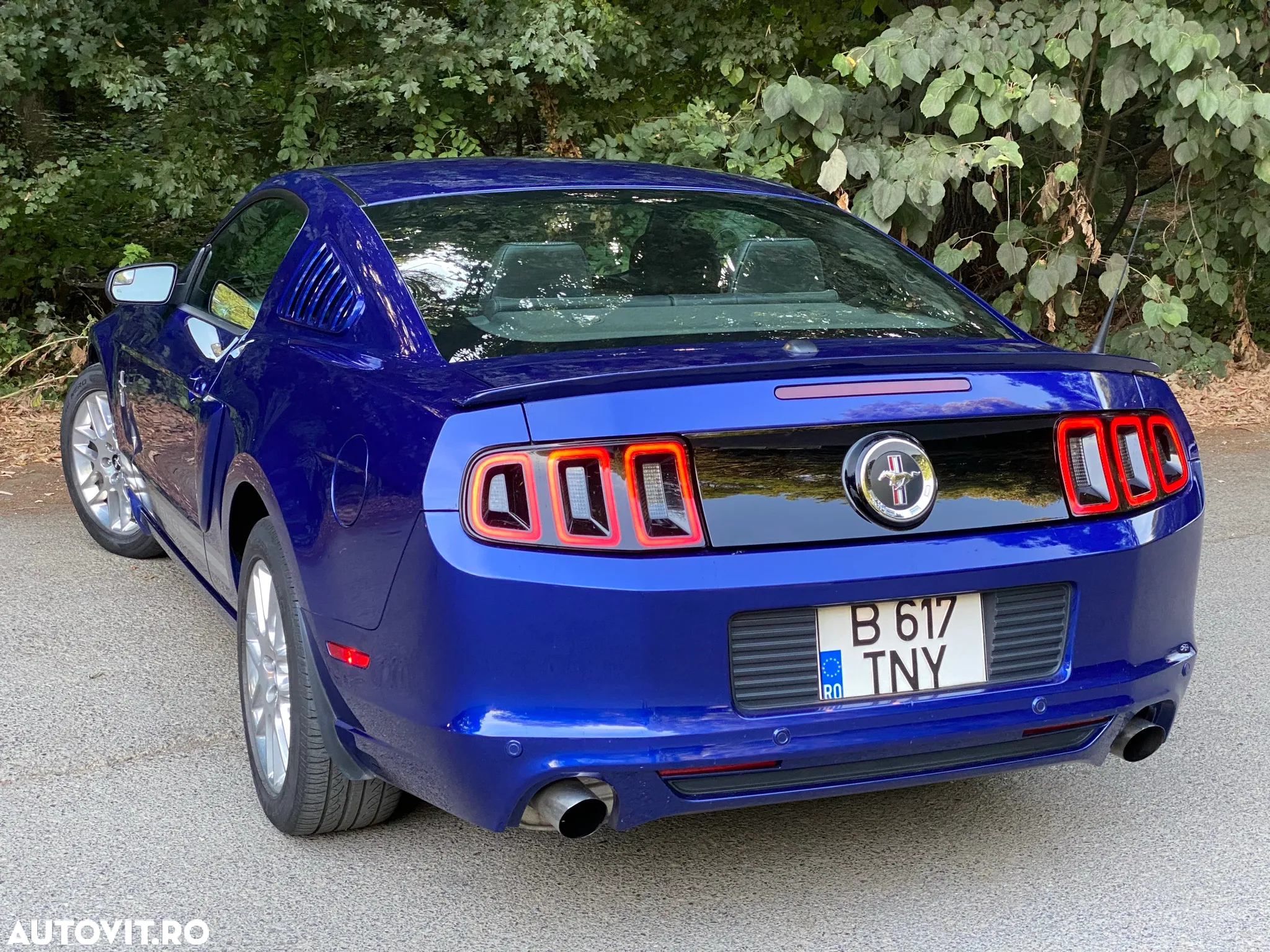Ford Mustang - 7