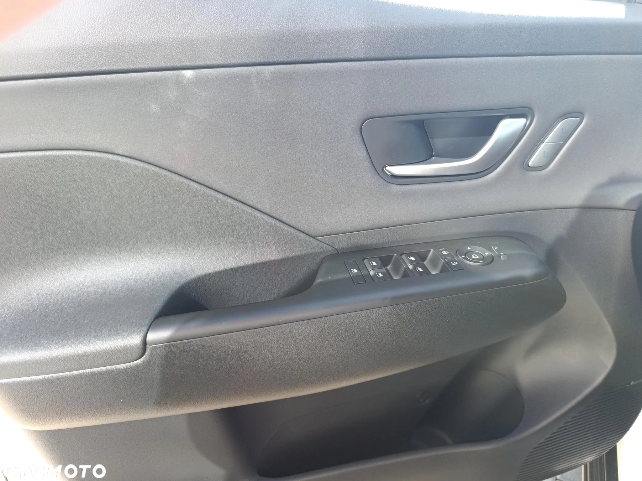 Hyundai Kona 1.6 T-GDI Platinum DCT - 10