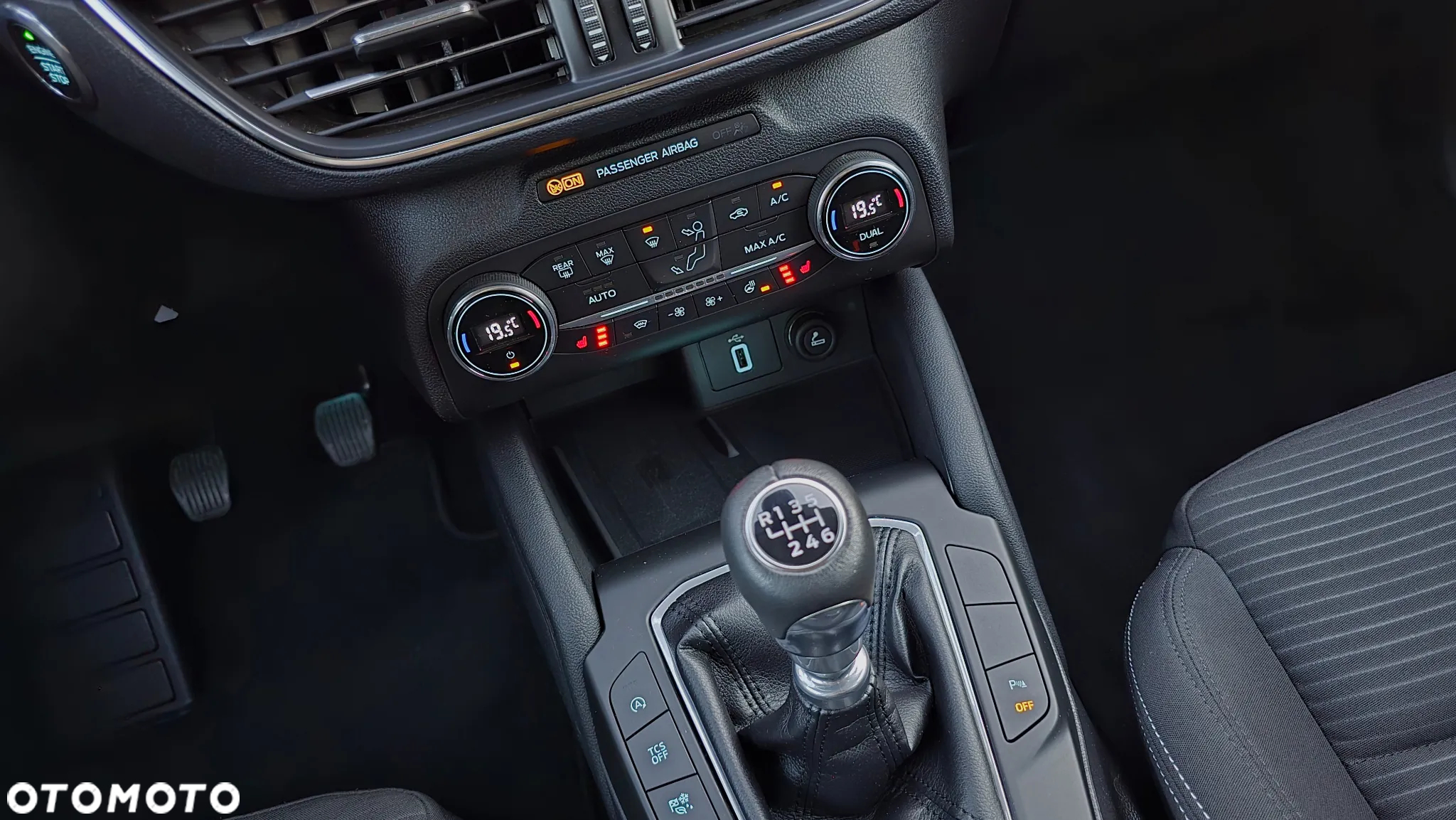 Ford Focus 2.0 EcoBlue Titanium X - 25