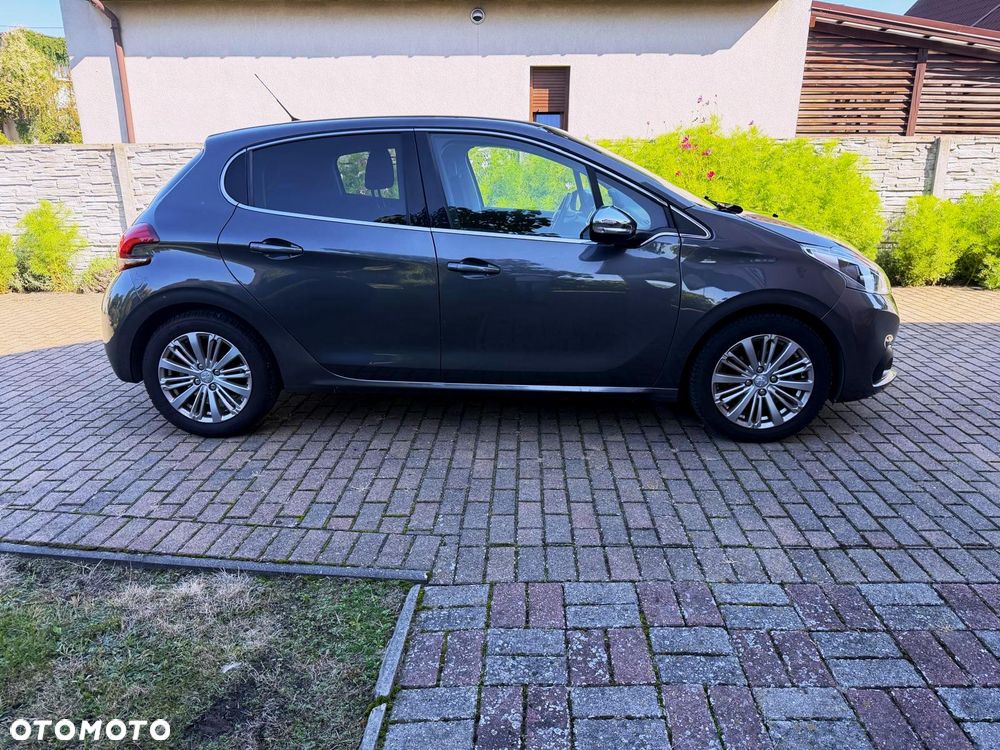 Peugeot 208 1.2 PureTech Allure S&S - 7