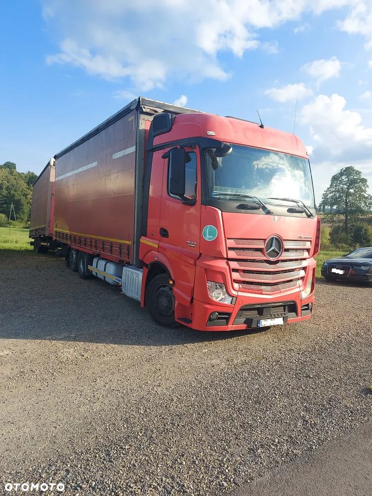 Mercedes-Benz Actros - 2