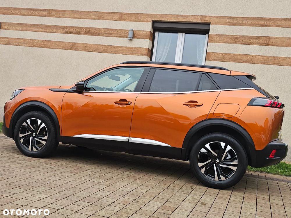 Peugeot 2008 1.5 BlueHDi Allure Pack S&S EAT8 - 11