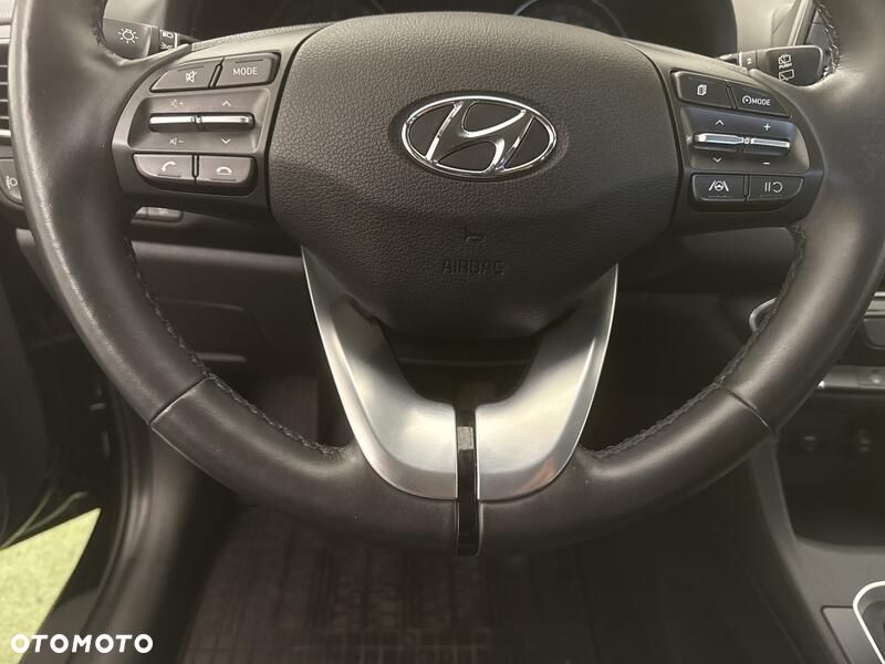 Hyundai i30 1.5 DPI Classic + - 14
