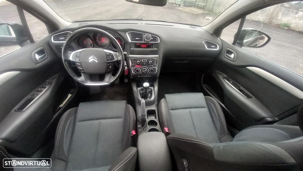 Citroën C4 1.6 HDi Exclusive - 10