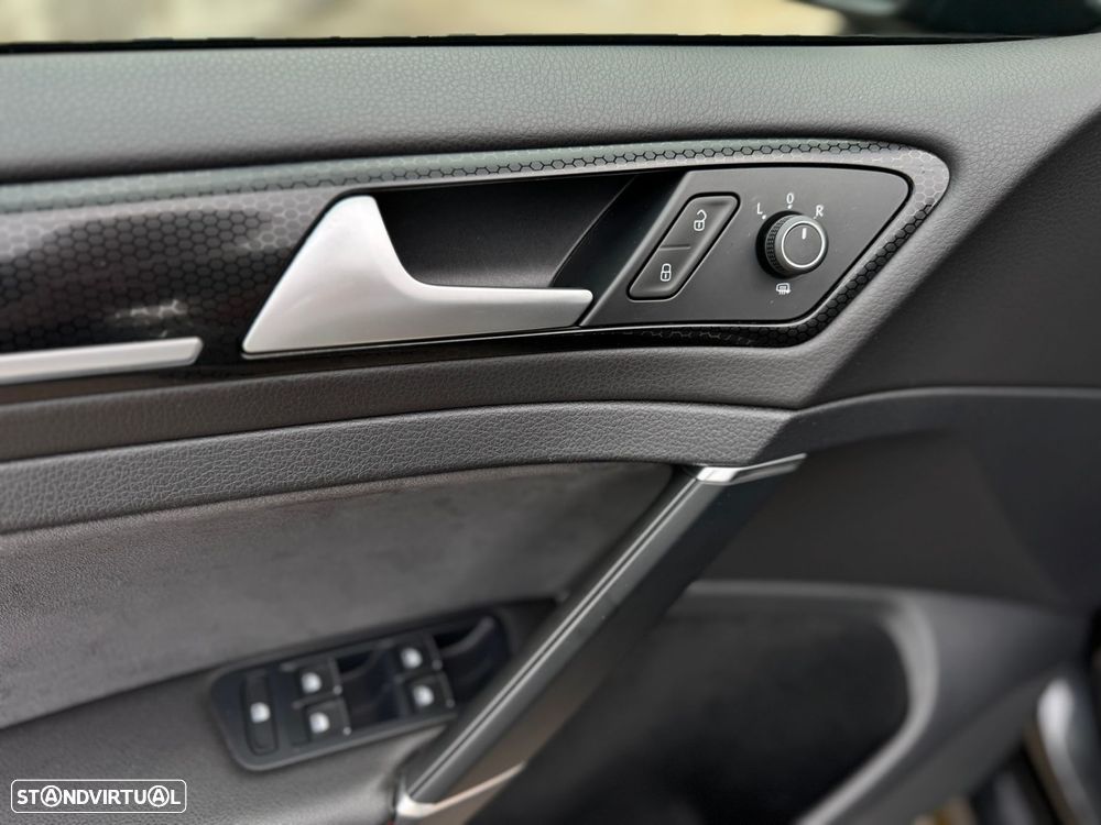 VW Golf GTI Clubsport DSG - 16