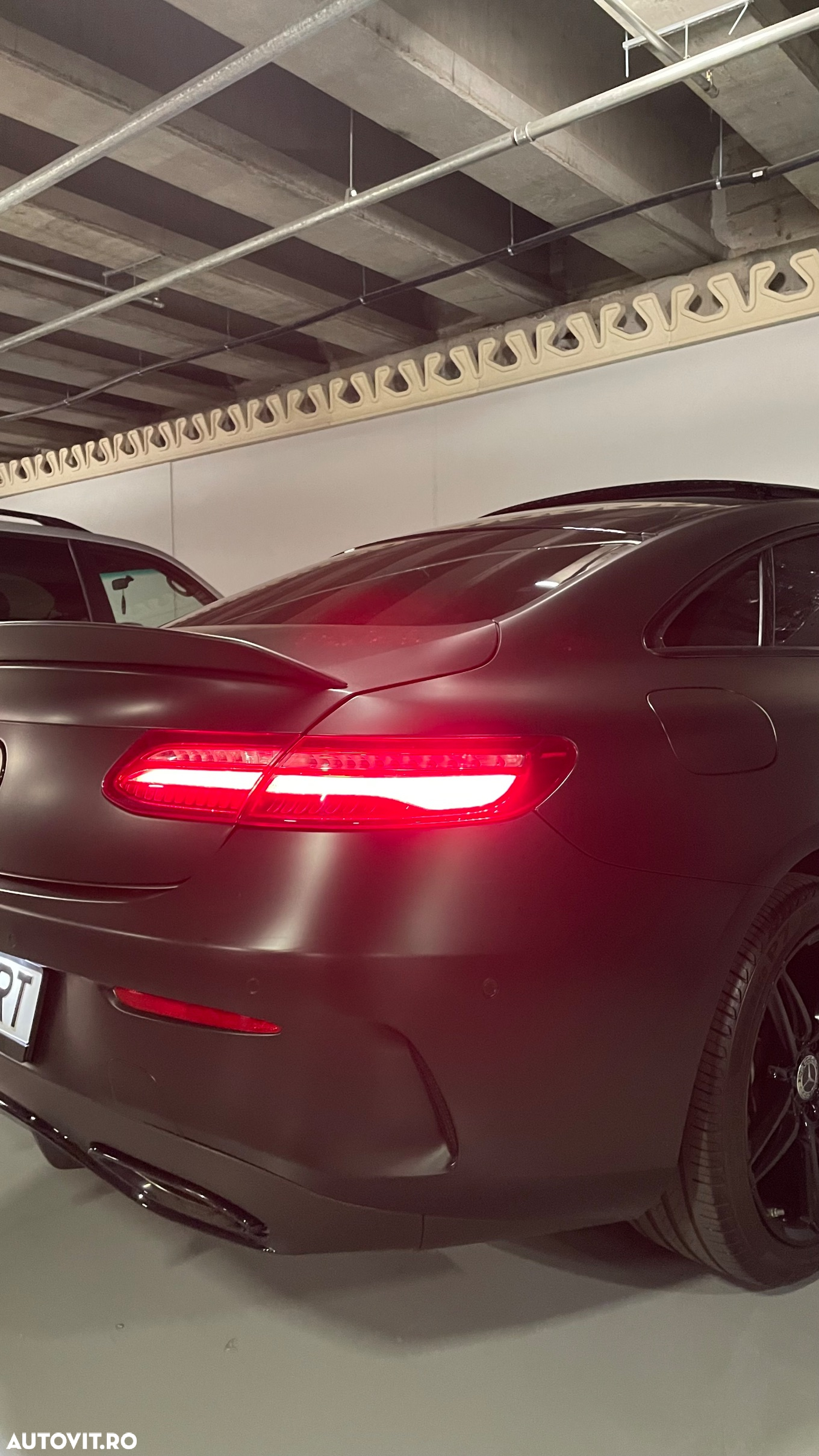 Mercedes-Benz E - 16