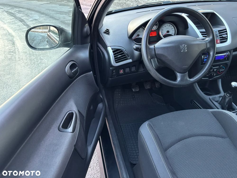 Peugeot 206 plus 60 - 8