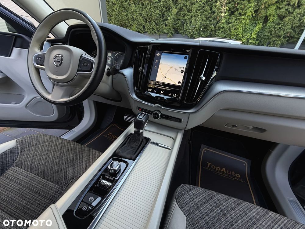 Volvo XC 60 D4 AWD Inscription - 16