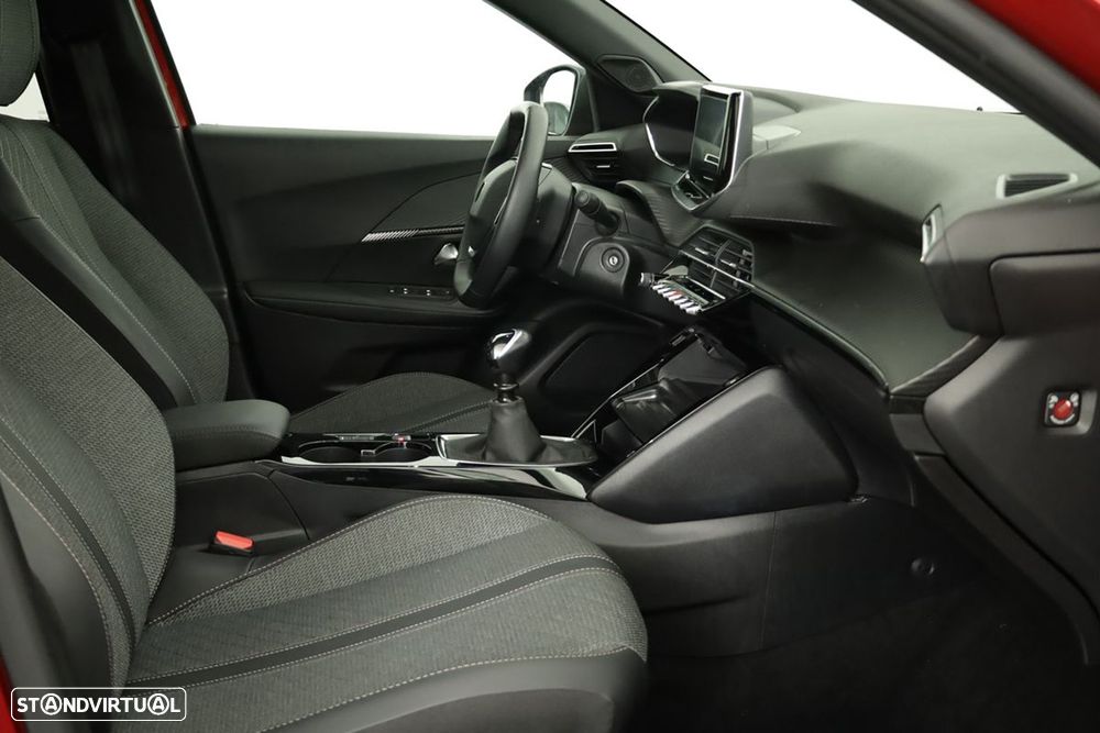 Peugeot 2008 1.2 PureTech Allure - 20