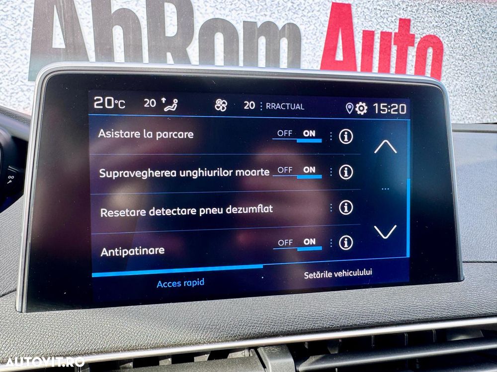 Peugeot 3008 1.2 PureTech S&S EAT8 Allure - 13