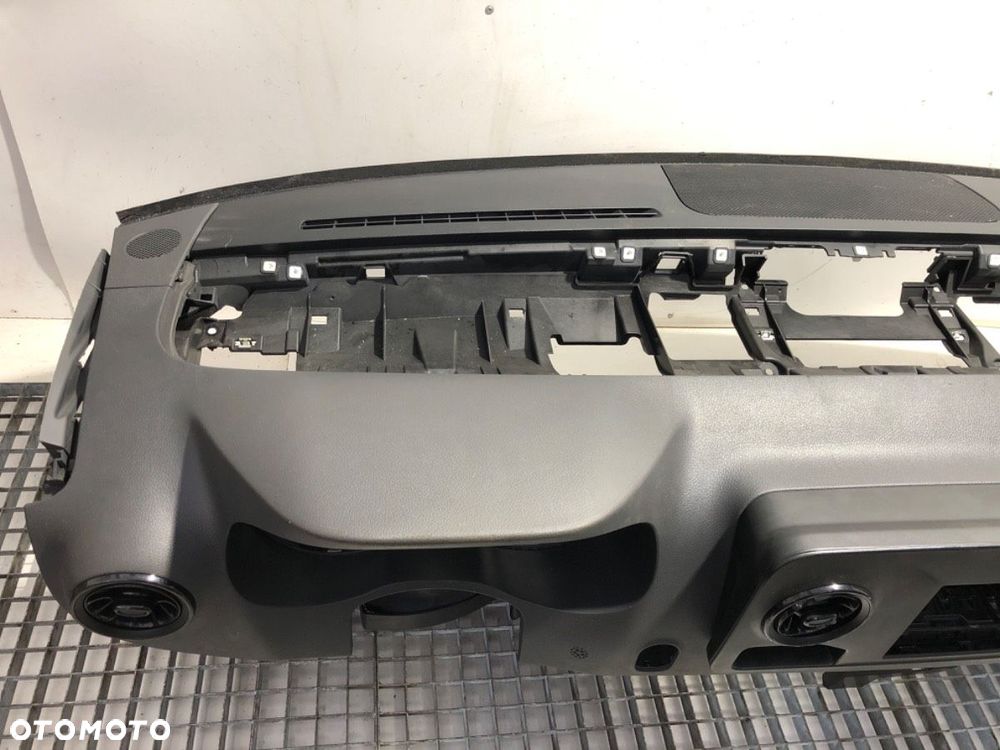 KOKPIT  MERCEDES-BENZ SPRINTER 3,5-t Tourer Bus (B907) 2018 - 2022 317 CDI (907.731, 907.733, - 2