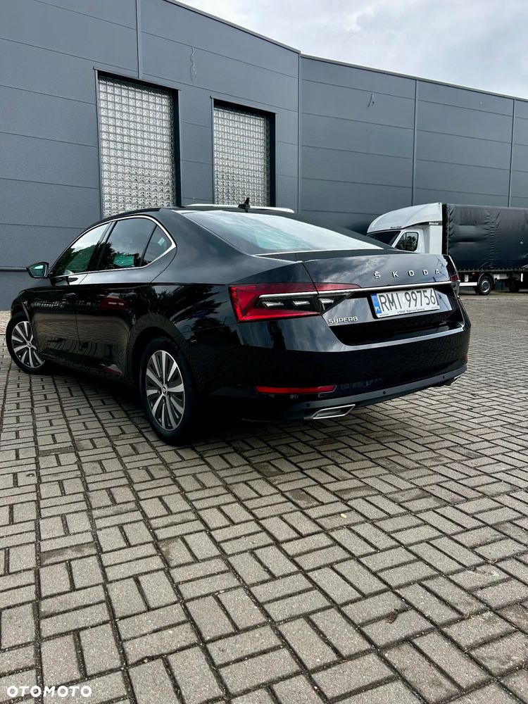 Skoda Superb 2.0 TDI SCR Style DSG - 3