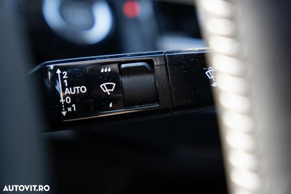 Peugeot 3008 1.2 Hybrid 145 e-DCS6 Allure - 16