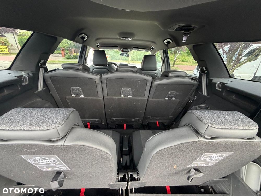 Peugeot 5008 1.6 PureTech GT Line S&S EAT8 - 13