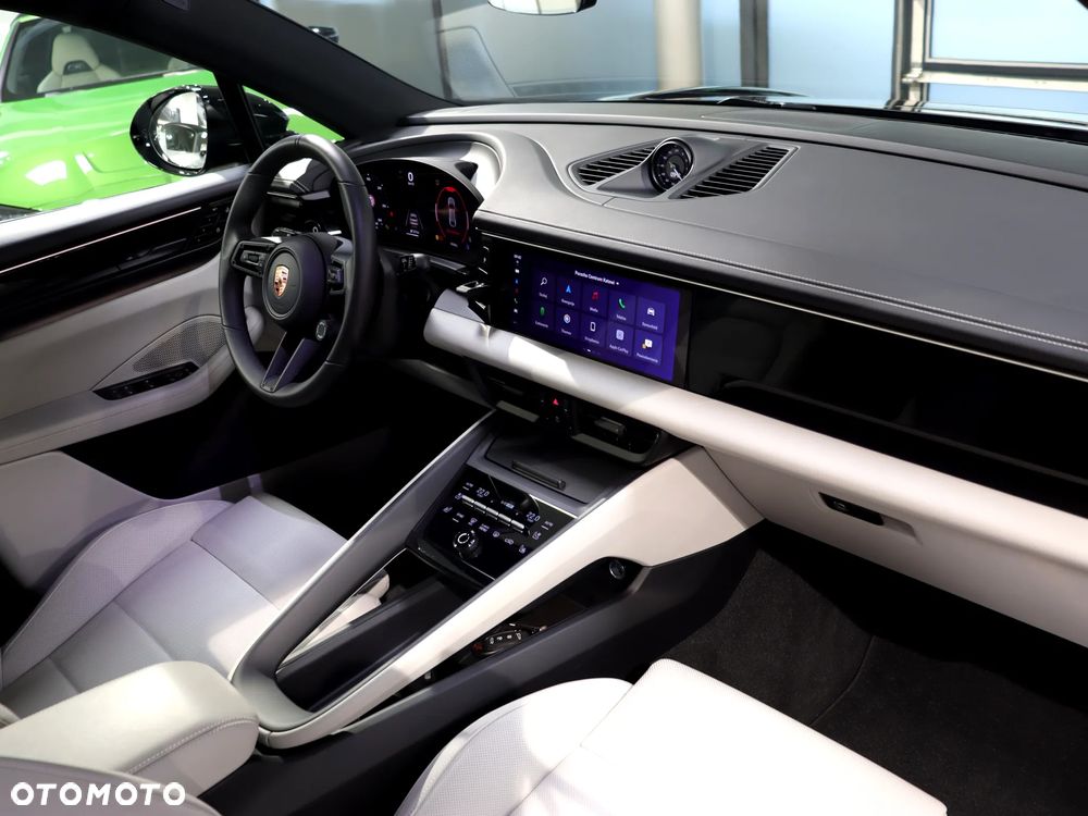 Porsche Macan 100kWh - 18