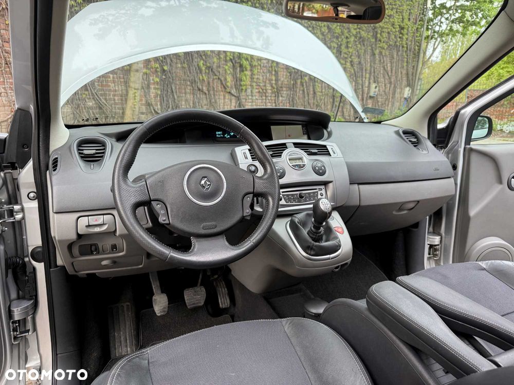 Renault Scenic - 5