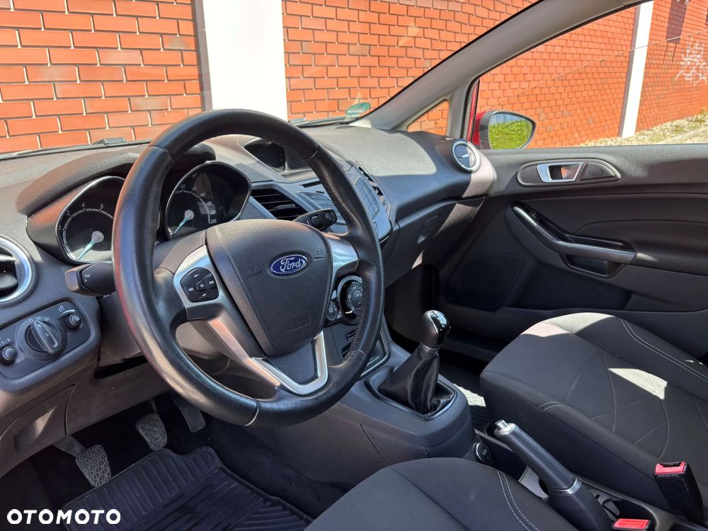 Ford Fiesta 1.25 SYNC Edition - 14