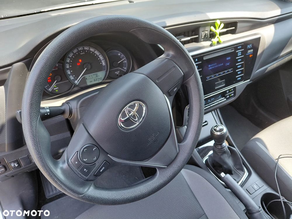 Toyota Auris 1.33 VVT-i Active - 7