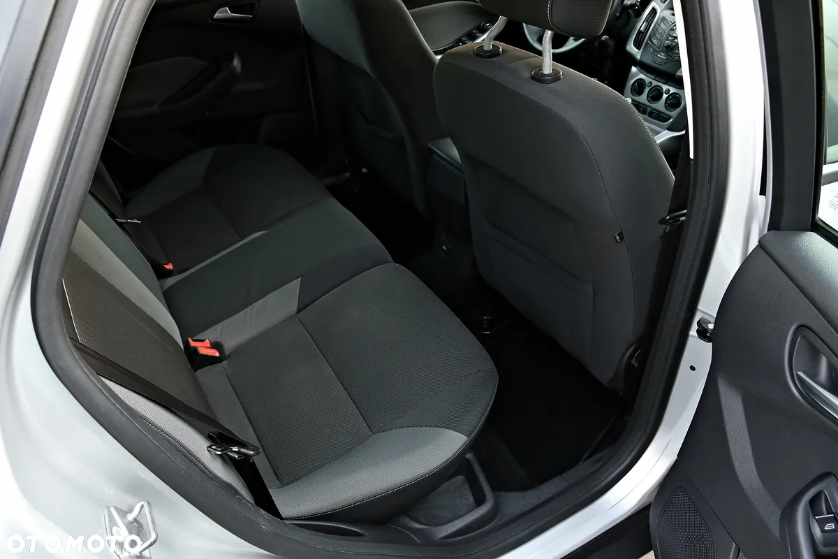 Ford Focus 1.6 TDCi Edition - 32