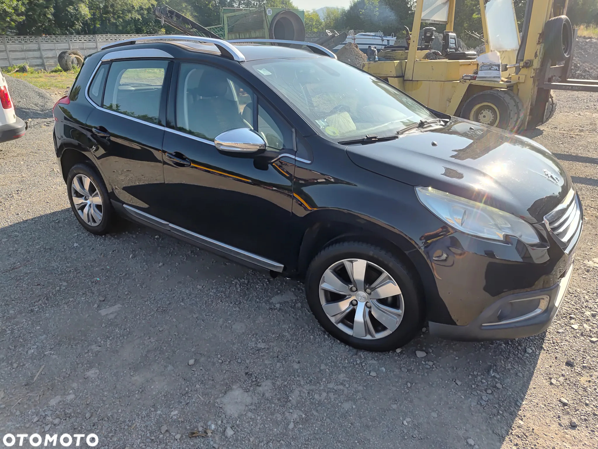 Peugeot 2008 e-HDi FAP 92 EGS6 STOP & START Allure - 18
