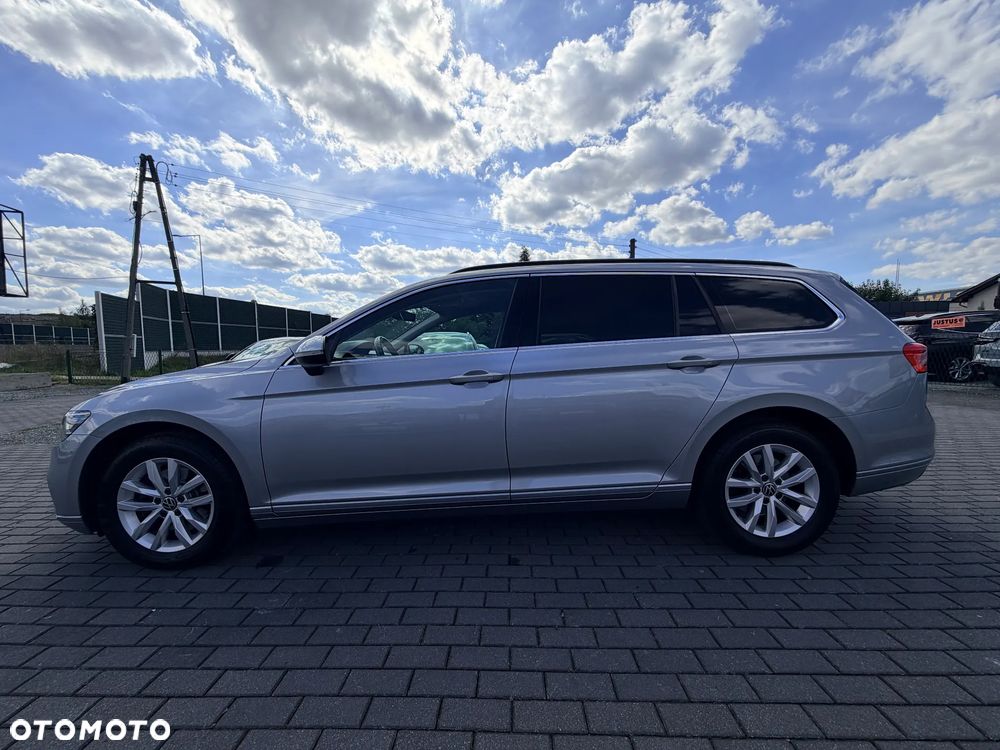 Volkswagen Passat - 14