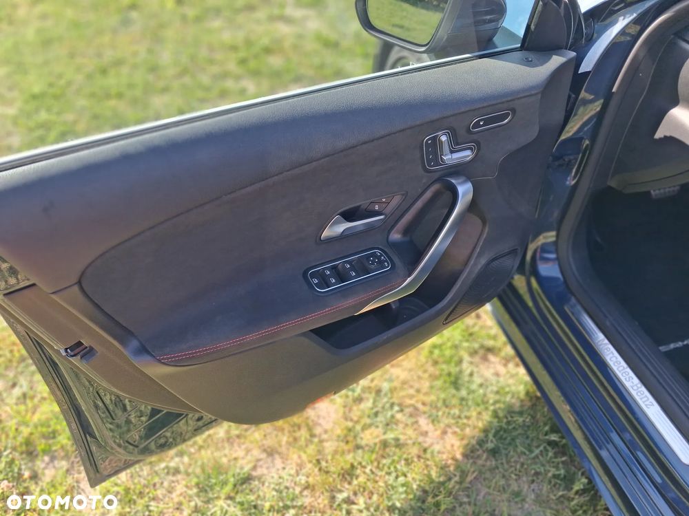 Mercedes-Benz Klasa A 200 d 8G-DCT Edition 2020 - 19