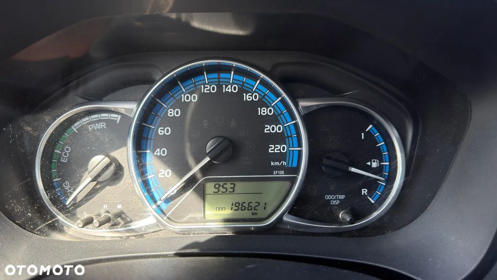 Toyota Yaris - 2