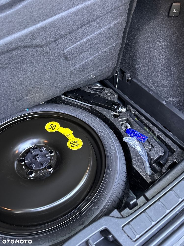 Volvo XC 40 B3 Core - 31